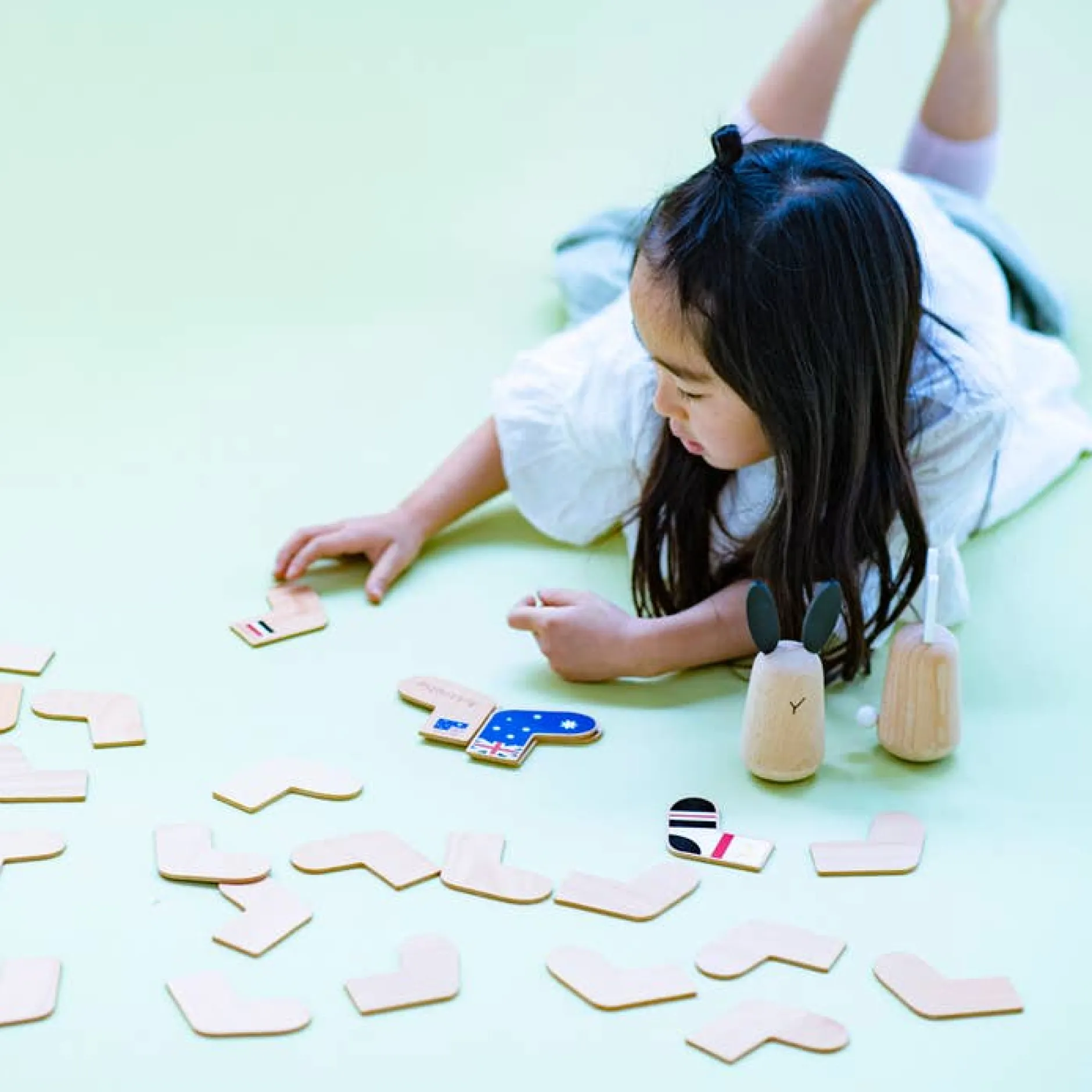 kiko+ & gg* Step to the World Matching Socks Game Sale